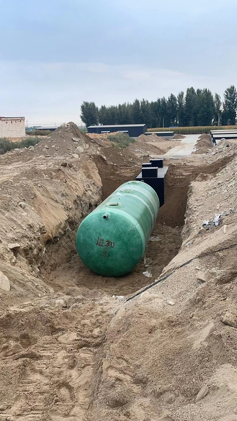 玻璃钢化粪池.jpg 玻璃钢化粪池.jpg